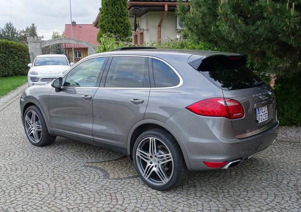 Porsche Cayenne cena 67700 przebieg: 221900, rok produkcji 2011 z Kałuszyn małe 742